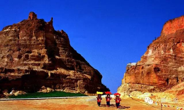 还去国外看“西部大峡谷“?中国就有五·一美到你哭!