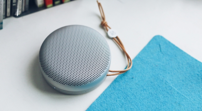 飞碟小音箱,小飞碟蓝牙音箱开箱