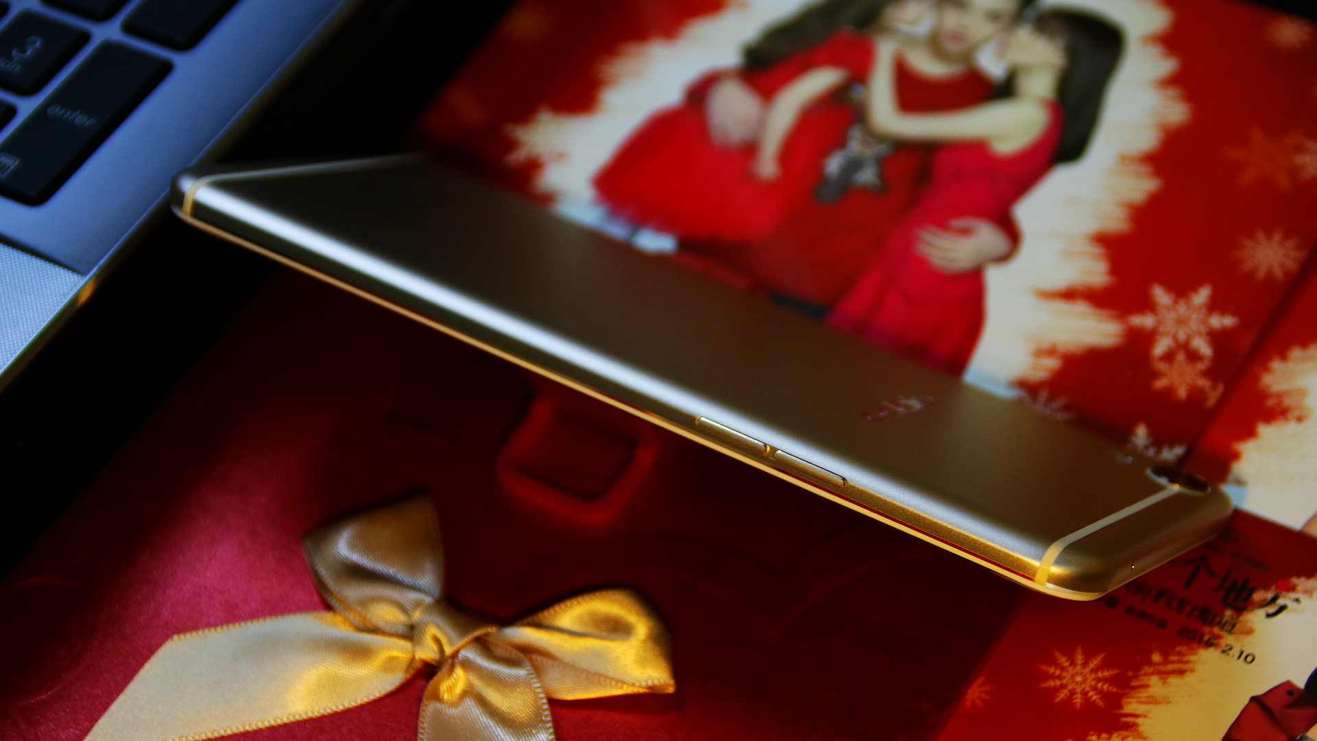 杨幂李易峰代言的手机oppo,李易峰代言oppo手机现在的价格