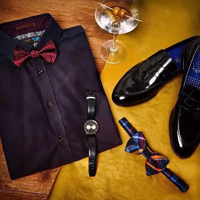 时尚潮流端庄优雅知性,tedbaker泡泡袖连衣裙