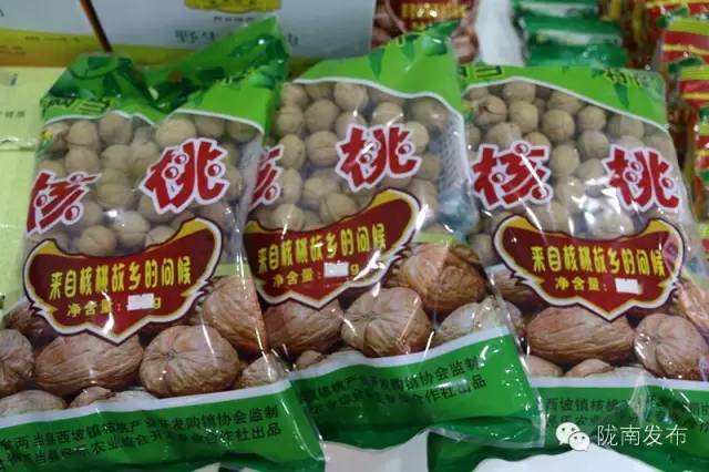 一天时间，陇南电商观摩组看了什么”点“？取了哪些”经“？