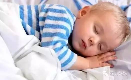 孩子睡觉呼吸暂停憋气,孩子睡觉偶尔呼吸暂停一次要紧吗