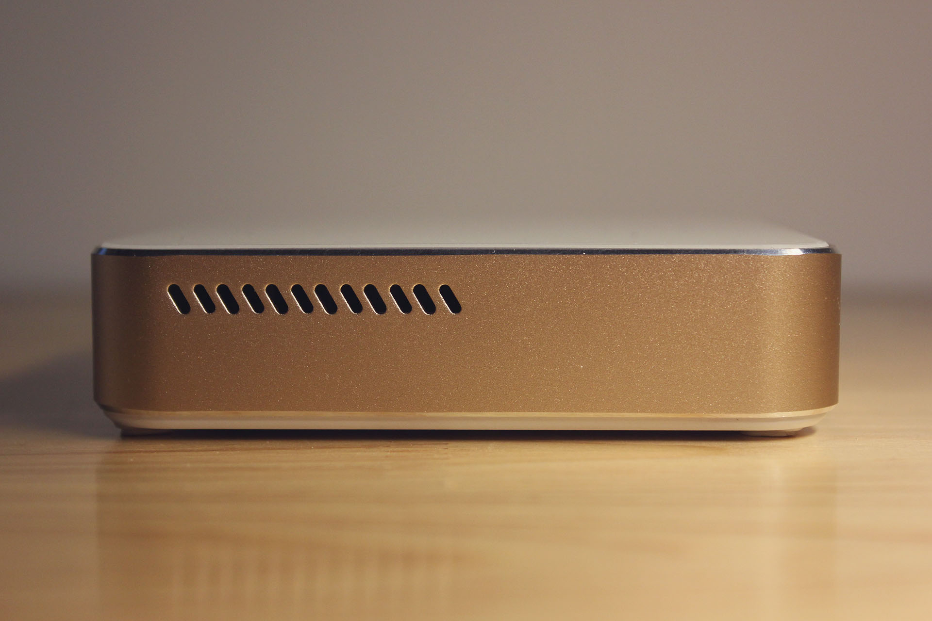 掌握寸光影-PaPa口袋影院体验