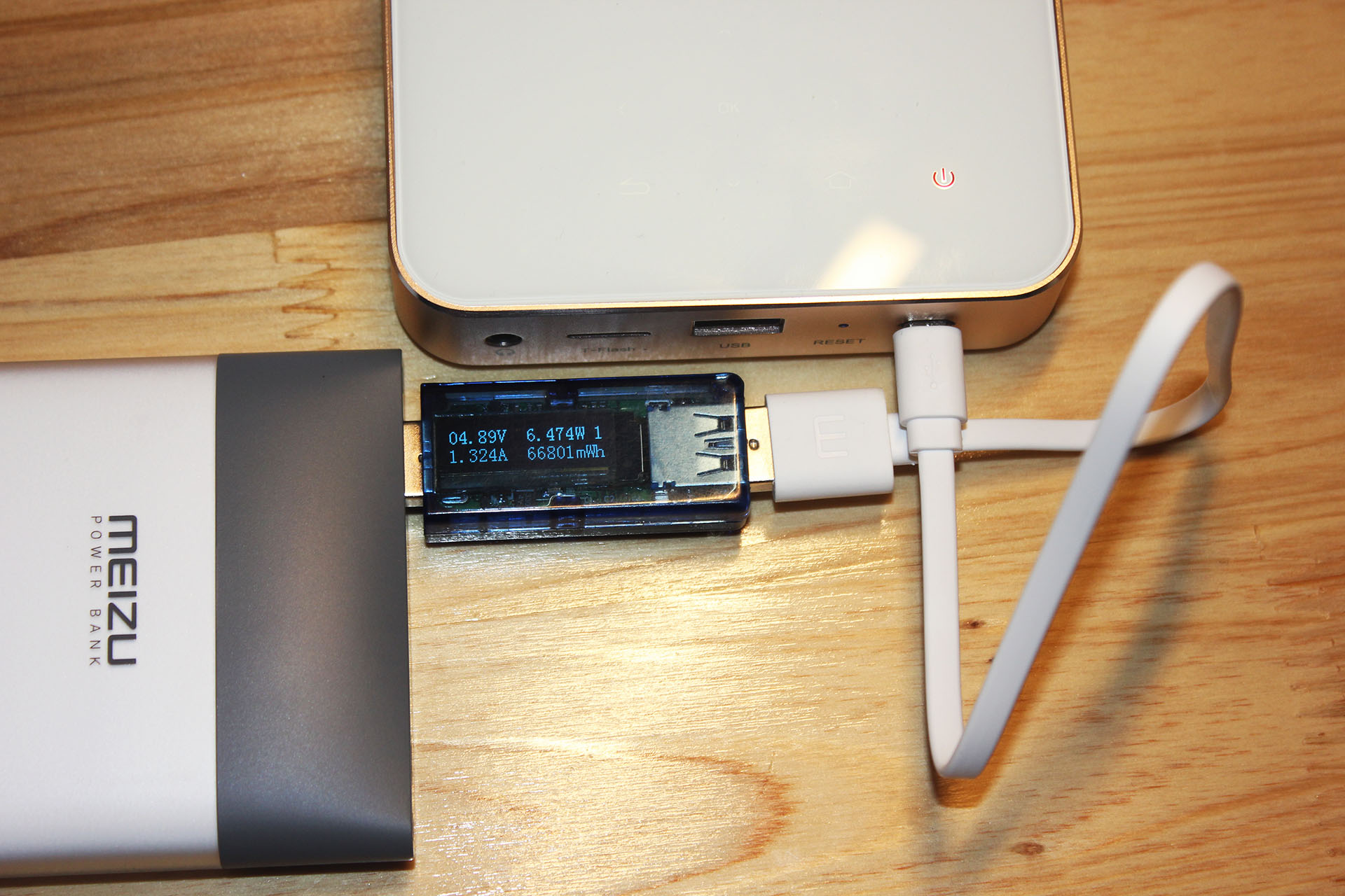 掌握寸光影-PaPa口袋影院体验