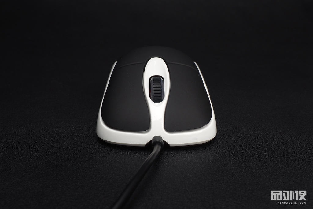 首发咖玛iomini游戏鼠标拆解评测