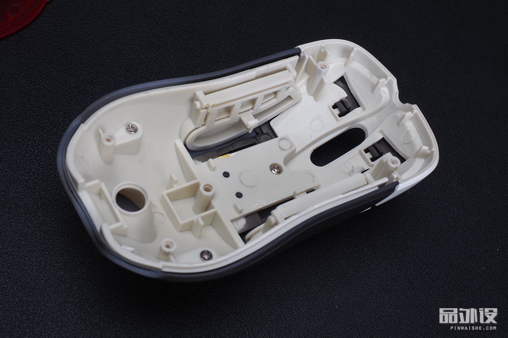 首发咖玛iomini游戏鼠标拆解评测