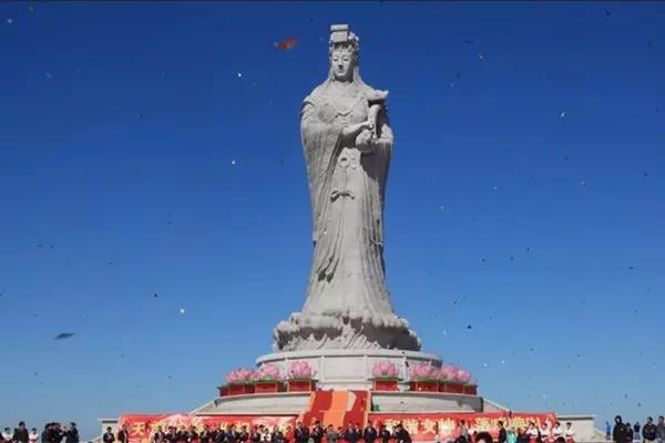 出境旅游需要身份证,出国游玩身份证办理