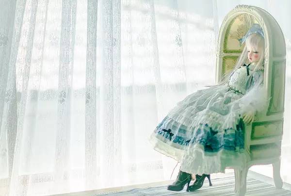 形肖神似一娃千面COS你的PLAYING