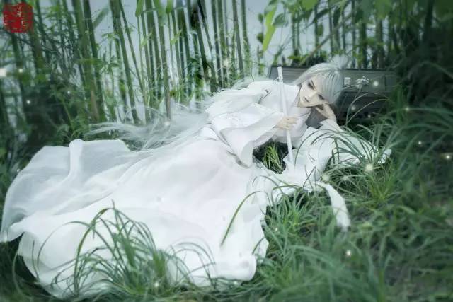 形肖神似一娃千面COS你的PLAYING