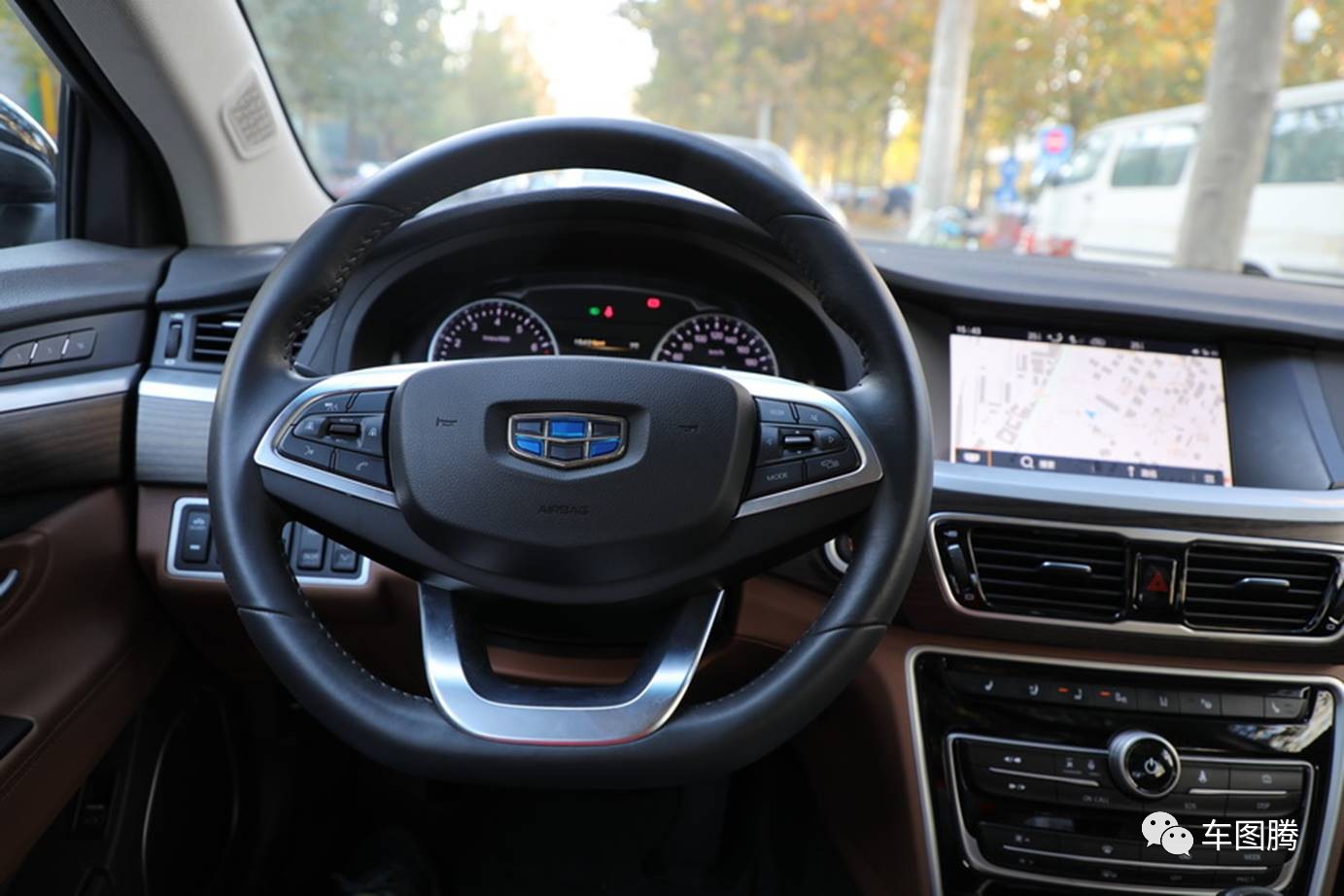 体验最美国产全新中型车,最新博瑞1.8t轿车