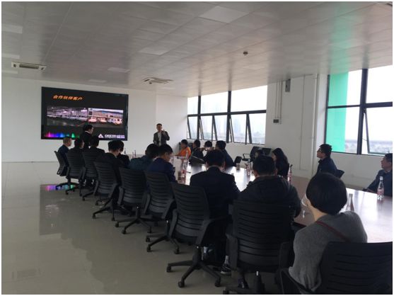 “能源*界无**，知行无间”——能源商学院深圳行带你看科技与能源的跨界融合