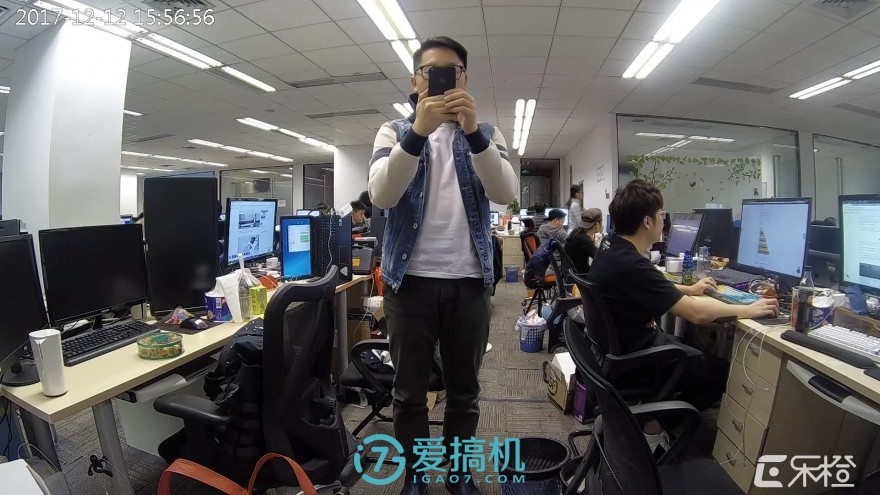 家庭摄像头乐橙,家庭的守护者全文