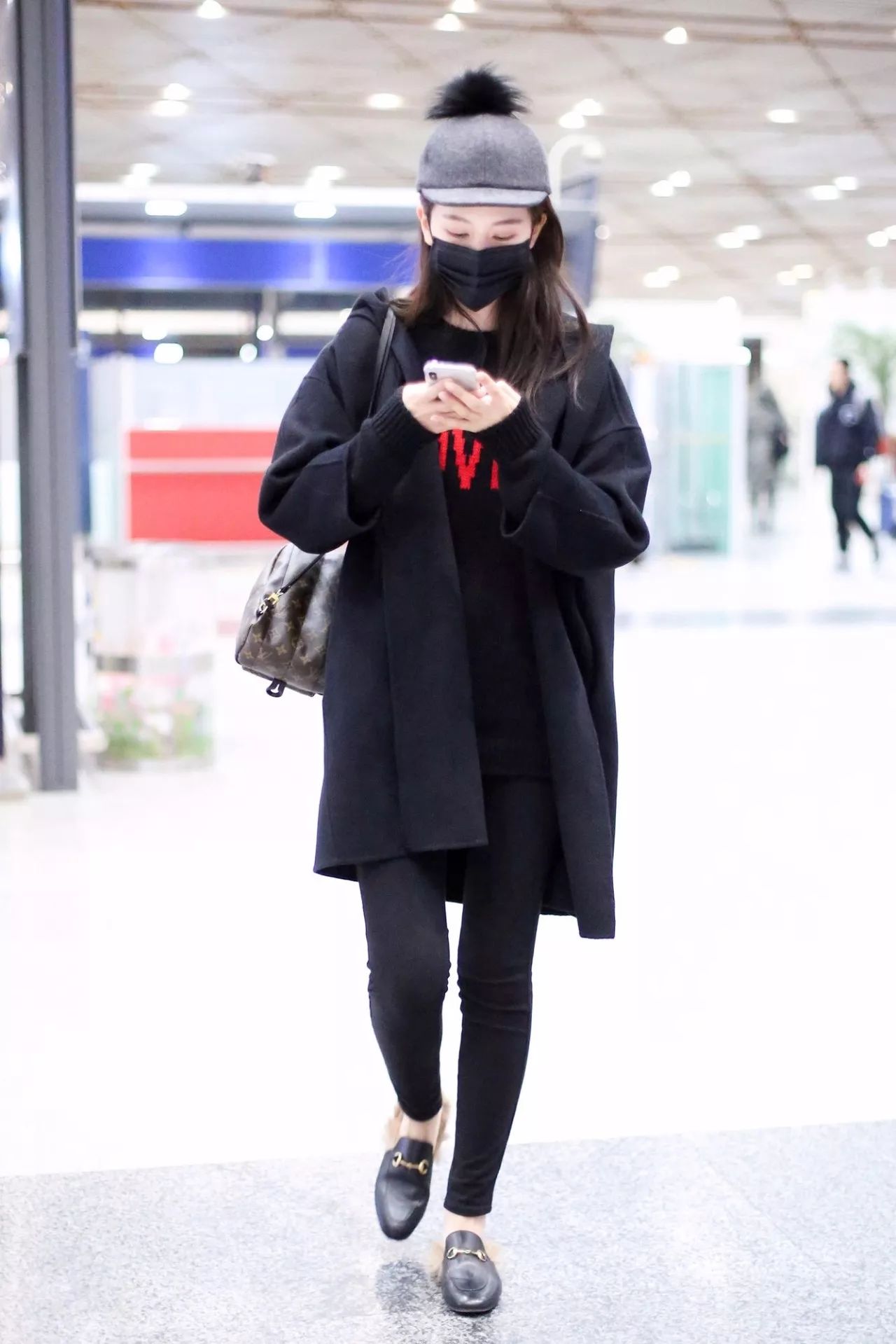 这5双鞋子秋天穿高级又时髦,今年流行这5款鞋时髦高级