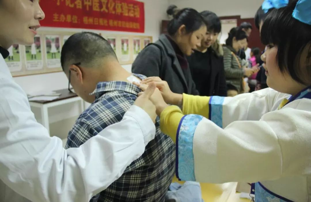 小小中医职业体验活动,妇幼保健院开展服务百姓健康行动