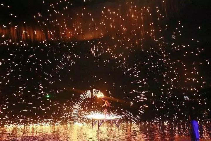 乐活｜W酒店，一场魔都最酷的圣诞趴