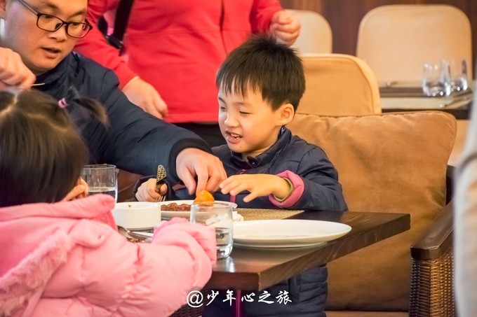 世界五大温泉胜地 (温泉旅游攻略全球六大最美温泉)