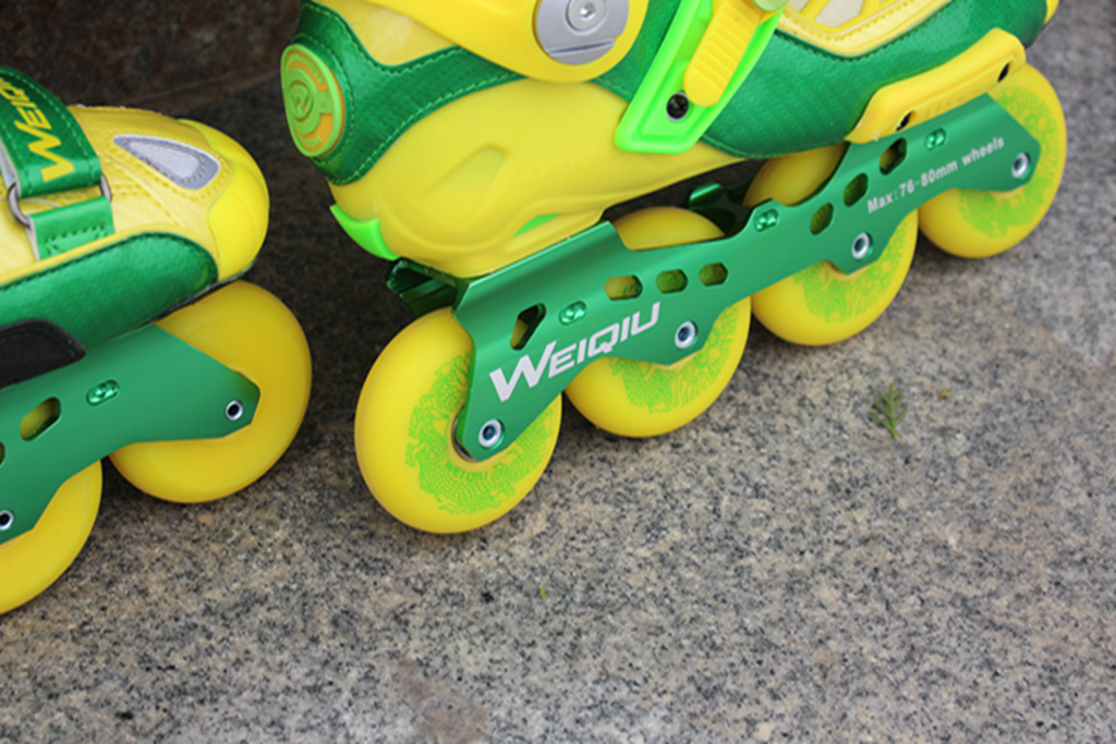 爱运动少年必备？纬球星动跃轮滑鞋：旋转腾挪，自在如风
