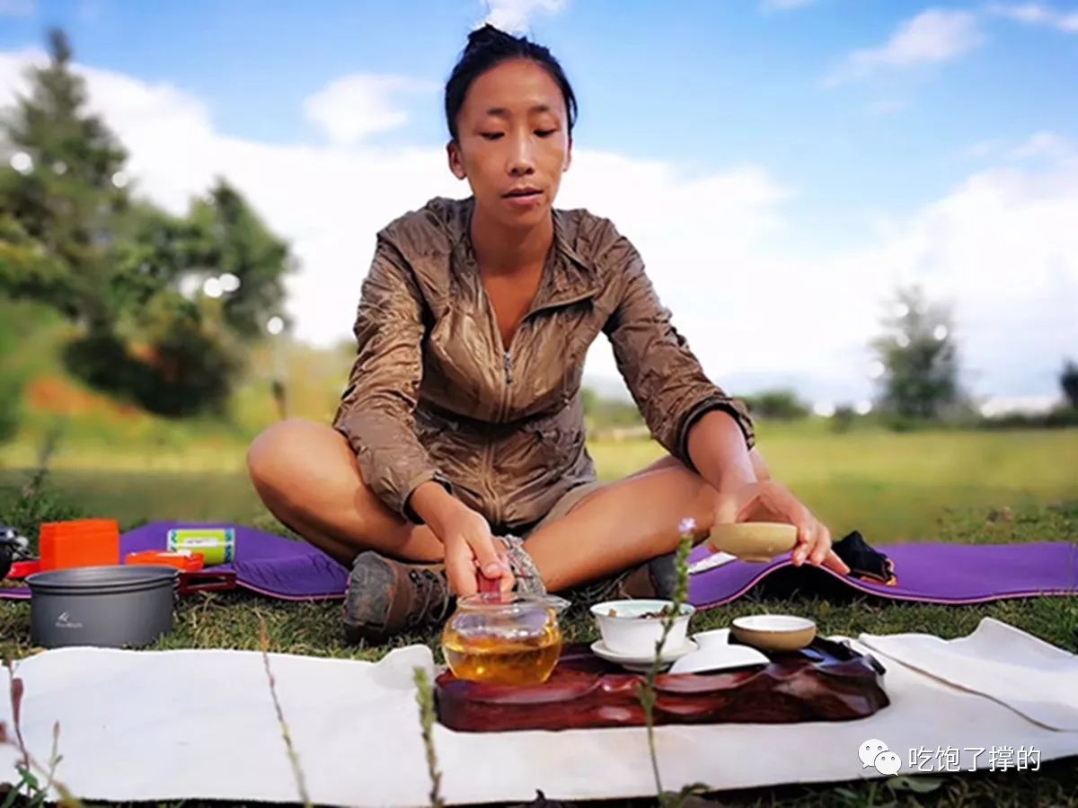 各种烤火龙果干,奶香傣家芒果干