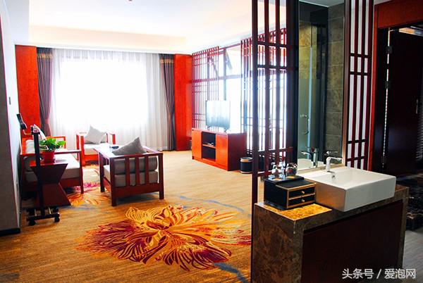 京东第一温泉视频,京东第一温泉私人泉