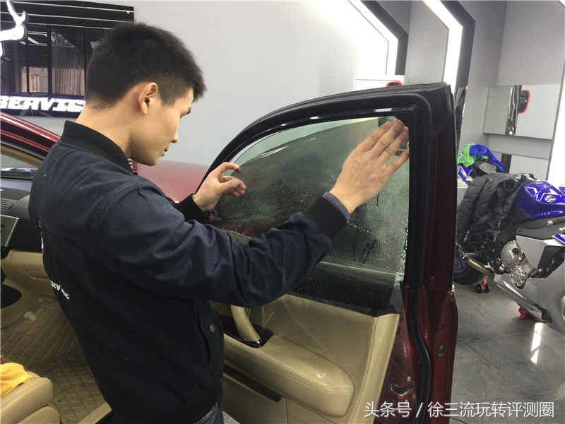 爱车贴膜如何选择,看康得新风影系列全车玻璃隔热膜究竟如何