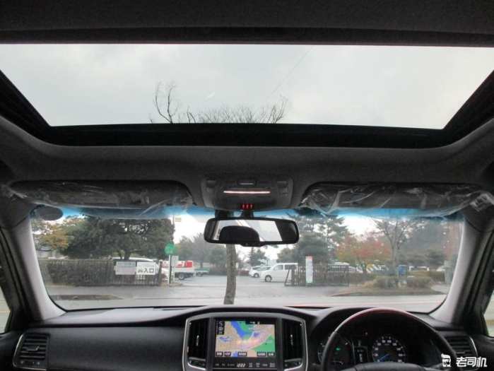 皇冠与日系车比较,日产丰田和国产丰田的区别