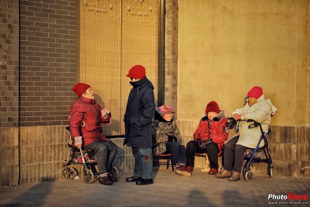 佳能ef85mm1.2人像王测评,佳能定焦镜头ef50mm1.8