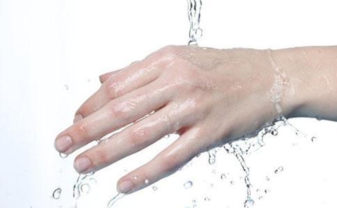 日常急救知识大全书籍,小学生日常急救知识