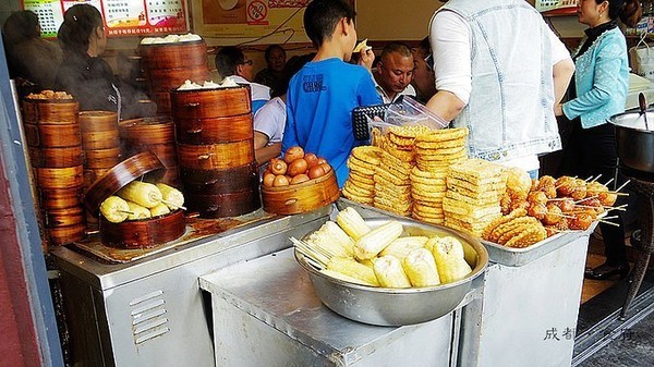 到成都的街头走一走女生完整版,到成都街头走一走