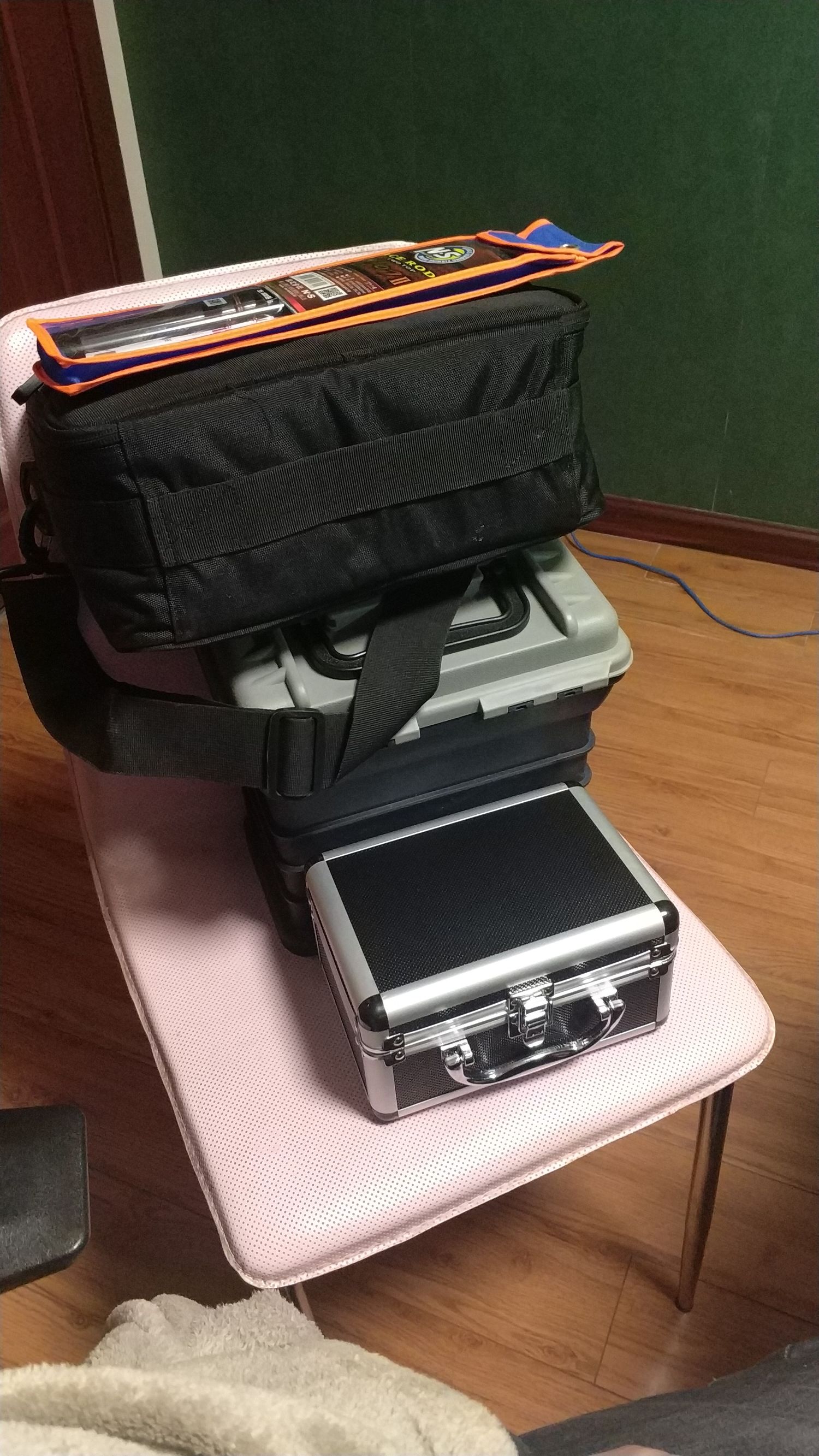 冰钓竿路亚的视频,路亚冰钓全攻略