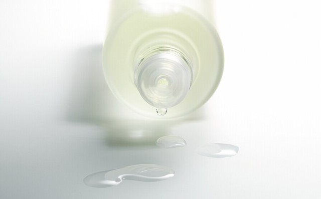 鐖借偆姘村寲濡嗘按绮惧崕娑茬殑鍖哄埆,鍖栧姘存槸鐖借偆姘磋繕鏄簿鍗庢恫