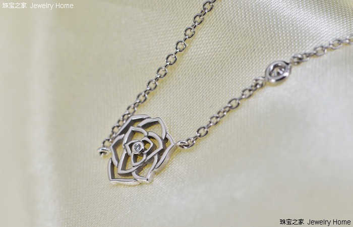 进店瞧瞧新玩意,进店看看高档衣服