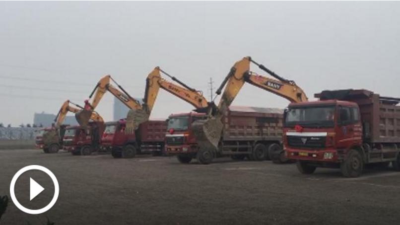 市委十三届五次全会即将召开，李小敏书记带队到重大项目现场观摩