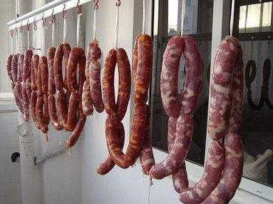 香肠如何储存是冷藏还是冷冻,又到一年灌香肠季节说说