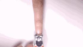 美甲修指甲的正确手法,怎样修剪指甲和美甲店一样