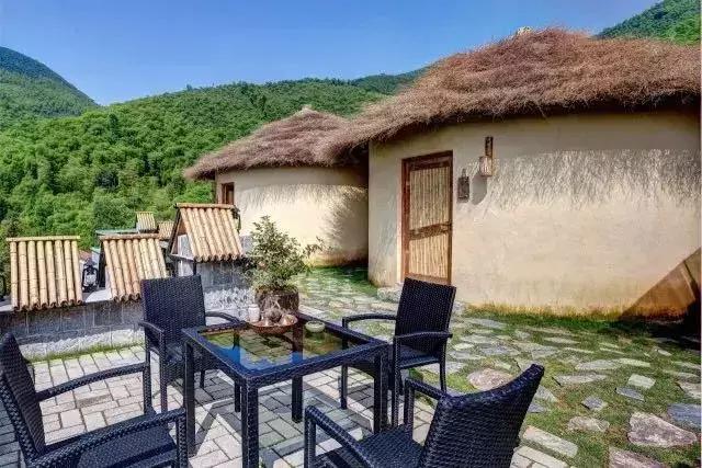 一城一色の人有德行，如水至清-德清