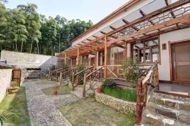 一城一色の人有德行，如水至清-德清