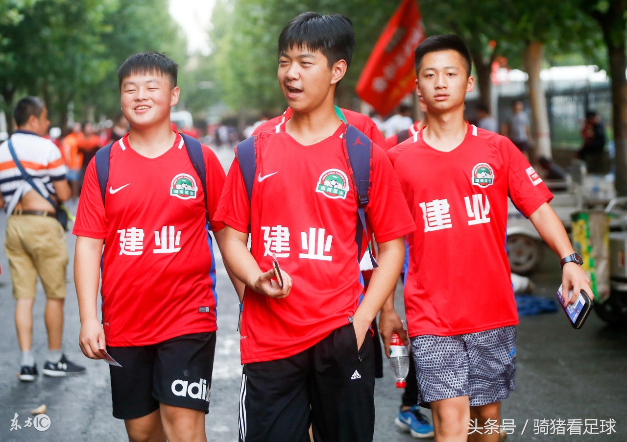 河南建业德拉甘塔拉吉奇,河南建业主教练塔拉吉奇