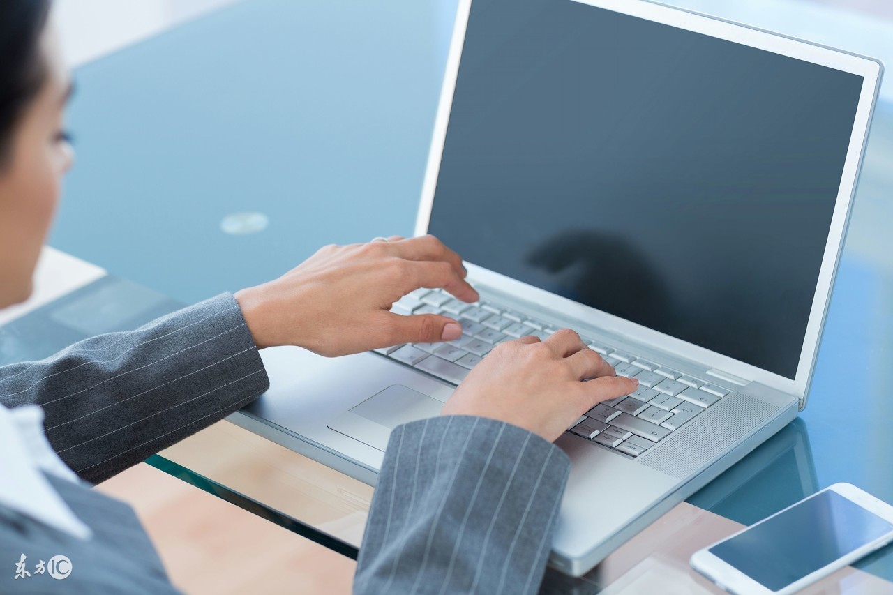 办公软件哪家强？微软office还是金山wps呢？