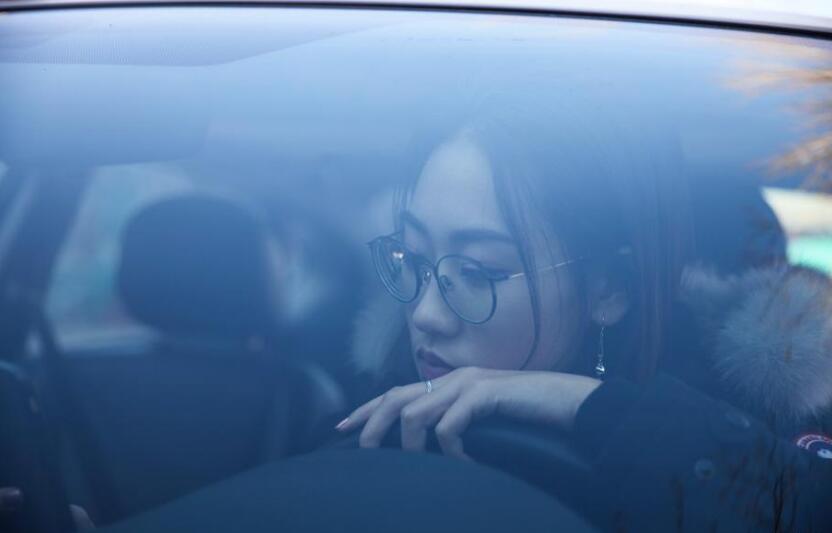 圣诞节热恋生活日记，开着轩逸陪女朋友搜集北京的圣诞树