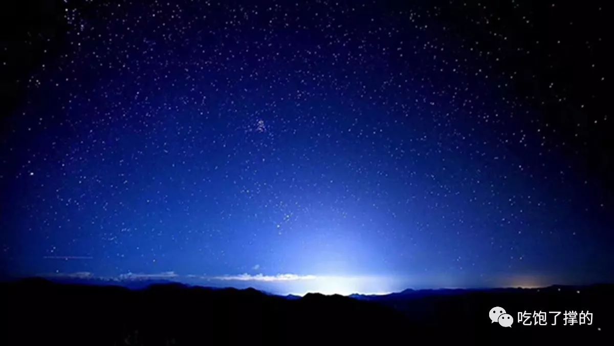 各种烤火龙果干,奶香傣家芒果干