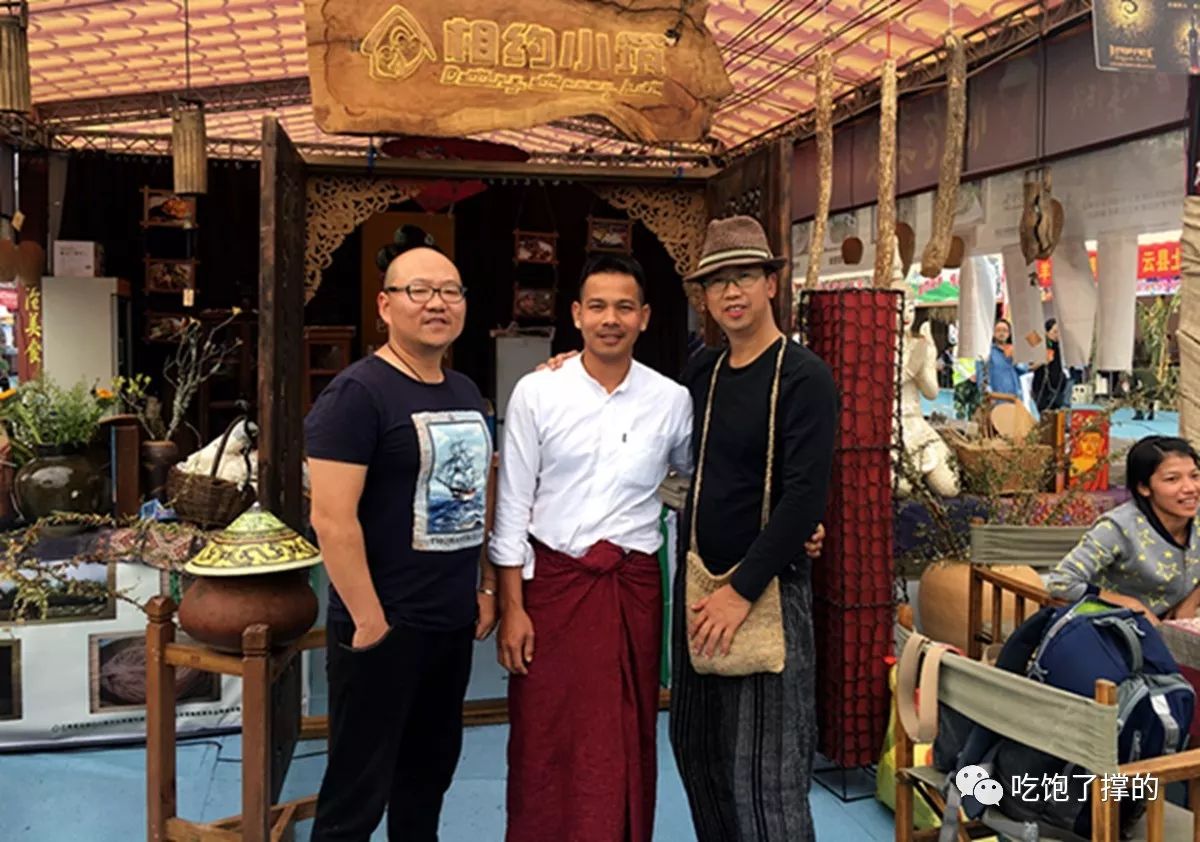 各种烤火龙果干,奶香傣家芒果干