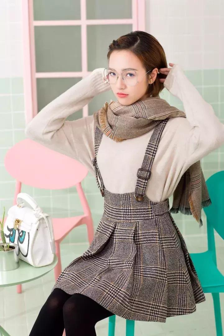 这么多款围巾系法总有一款适合你,超减龄围巾系法简单三步看完就会