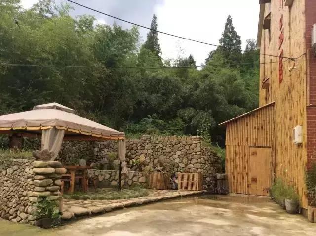 一城一色の人有德行，如水至清-德清