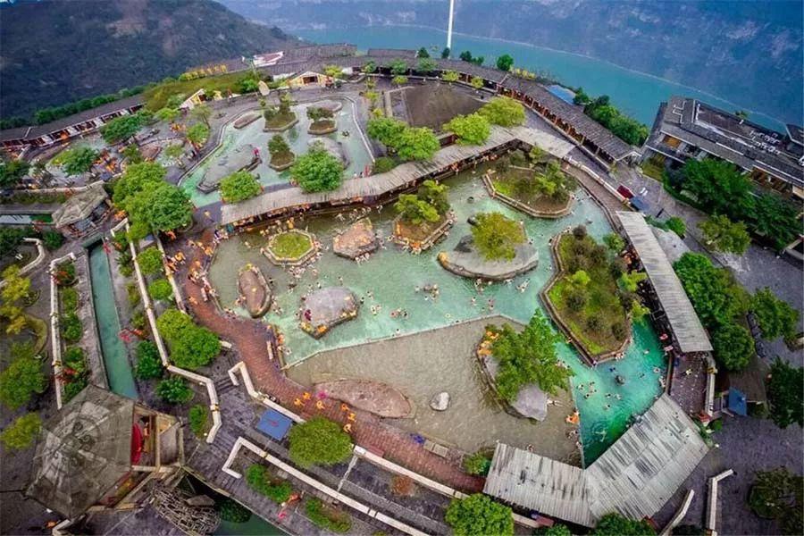 史上最低成本约泡！四川这10家天然温泉，最低7块泡到爽！