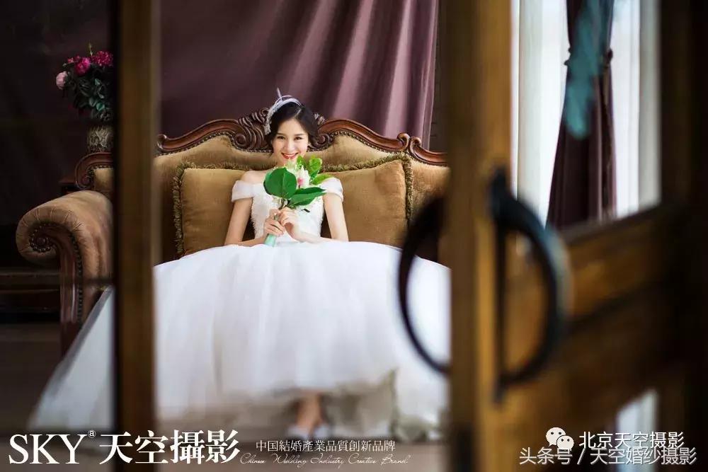 婚纱怎么拍最省钱,最普通拍出来的婚纱照效果