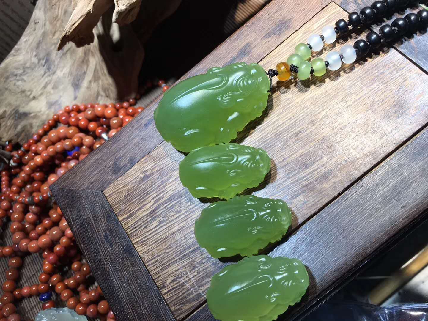 玉石鉴定最快方法,玉石鉴定的最佳方法