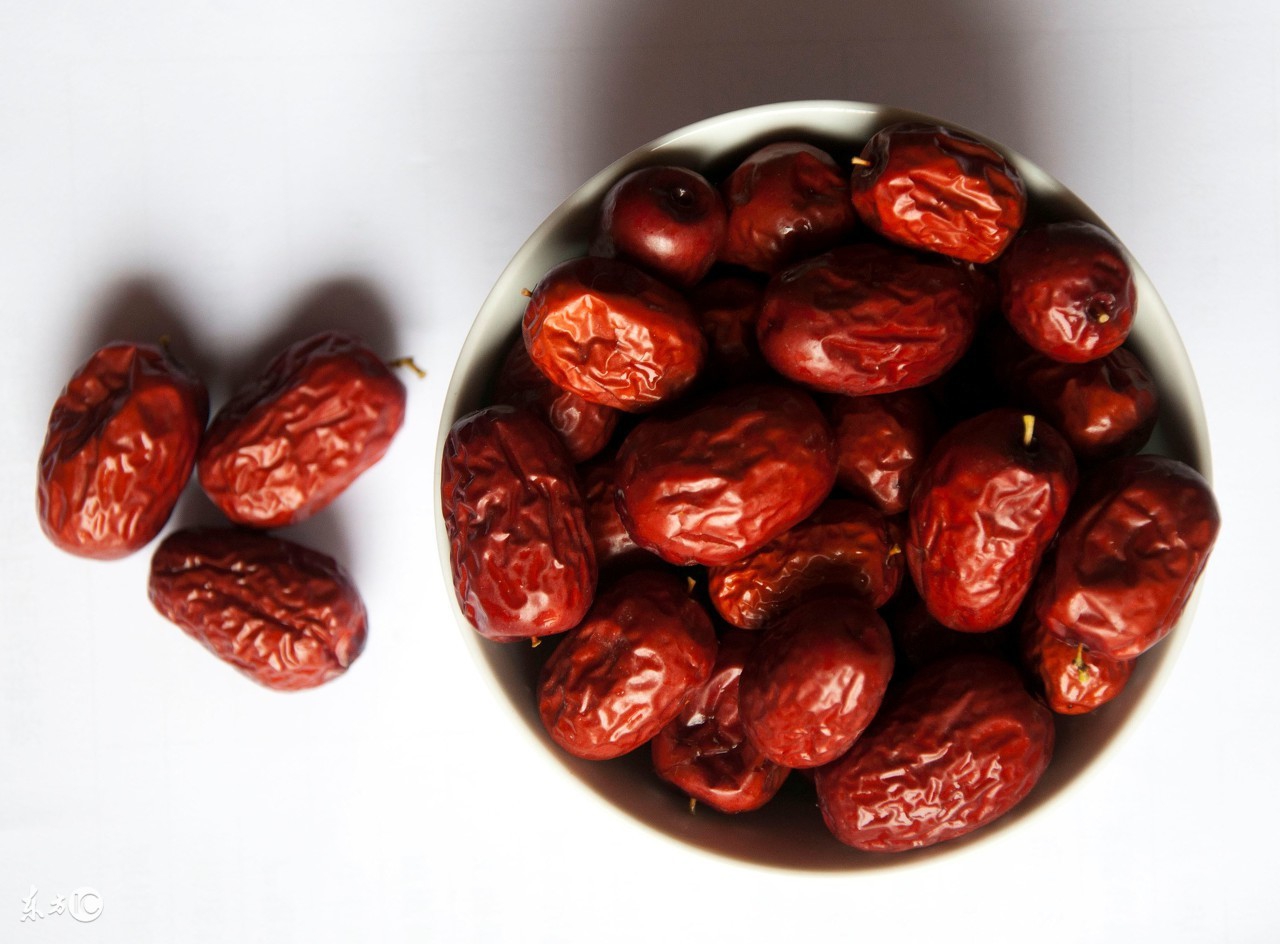 红枣的功效与作用禁忌和食用方法,枸杞红枣乌鸡汤有哪些食用禁忌