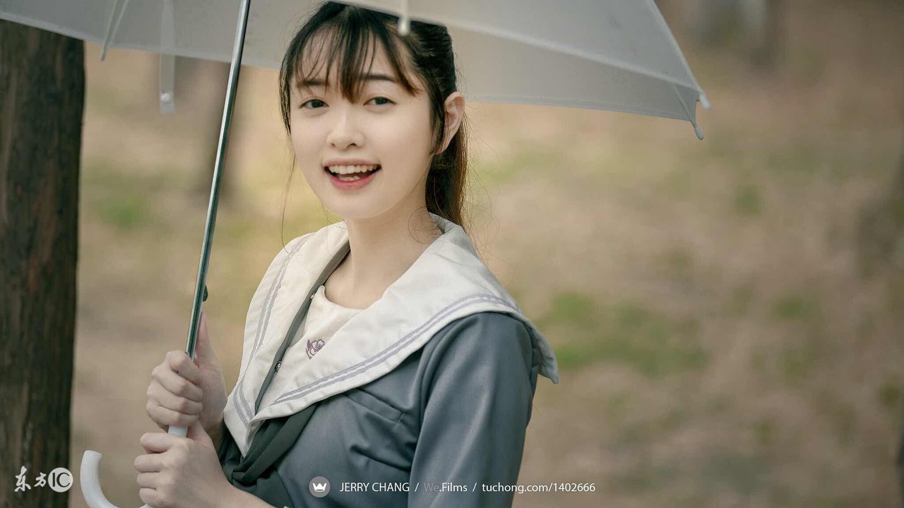 二十出头女生怎么赚钱,二十几岁的姑娘怎么挣钱