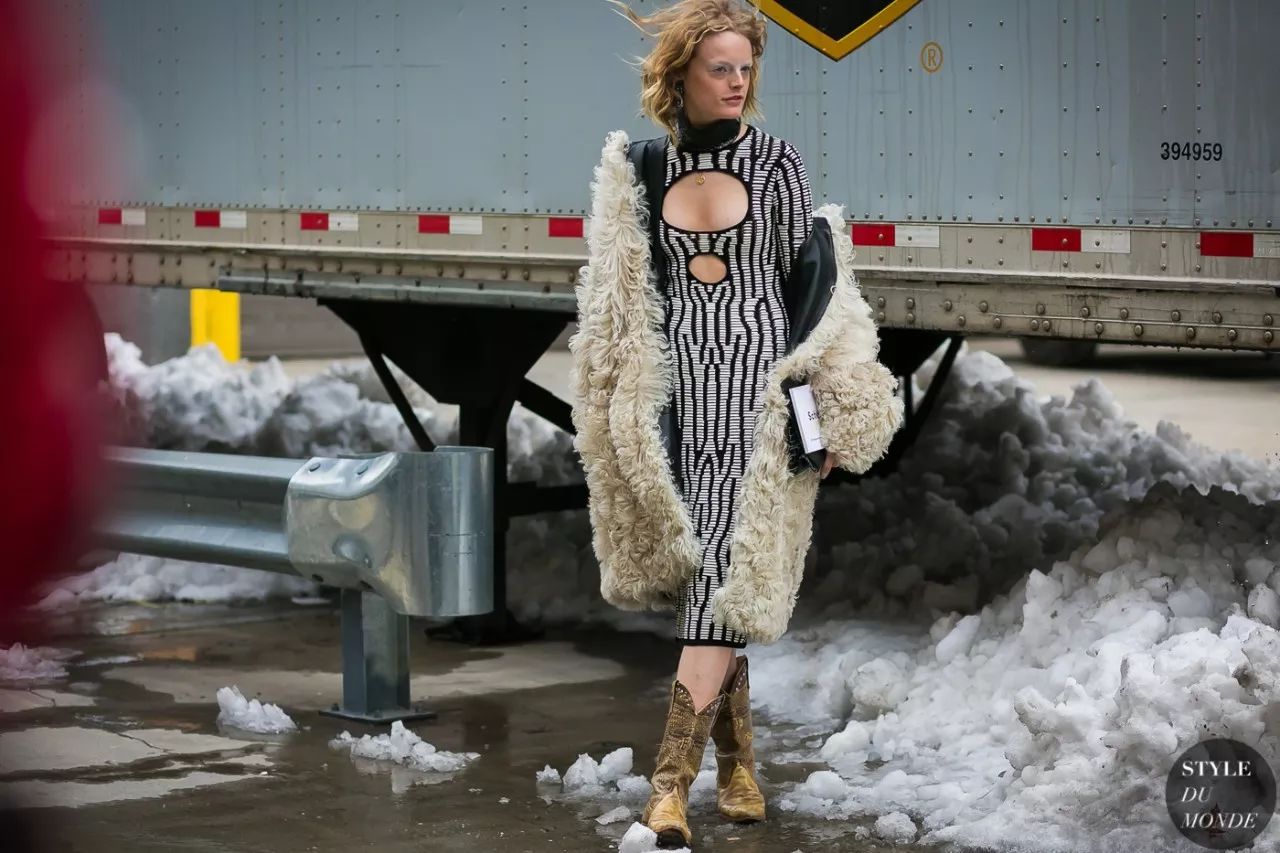 zara打折的衣服值得买吗,zara最值得买的大衣