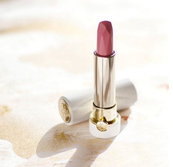 杨树林深唇镜面大牌口红测评,杨树林口红必买色号黄皮推荐